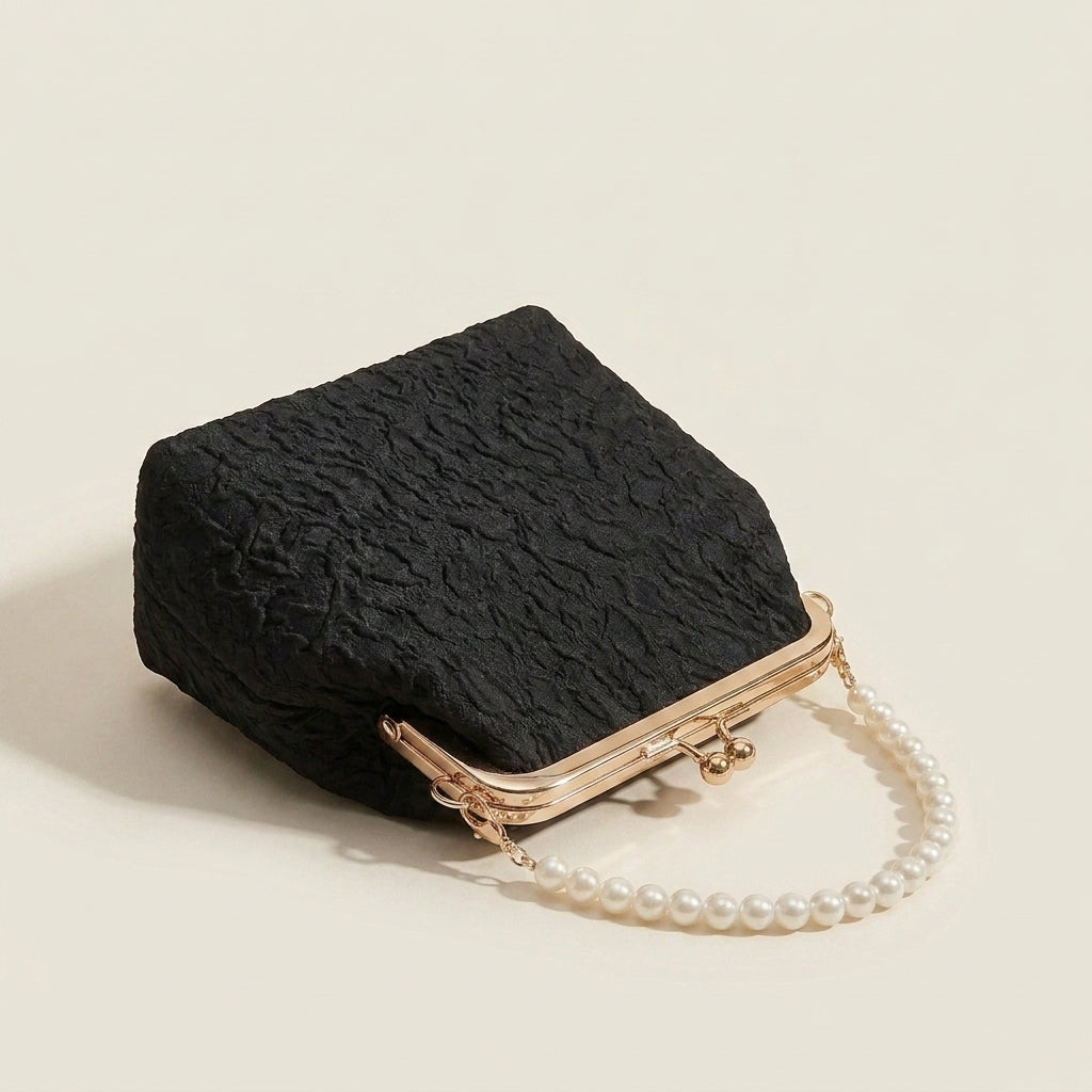 OLYVA – Noir Pearl Clutch